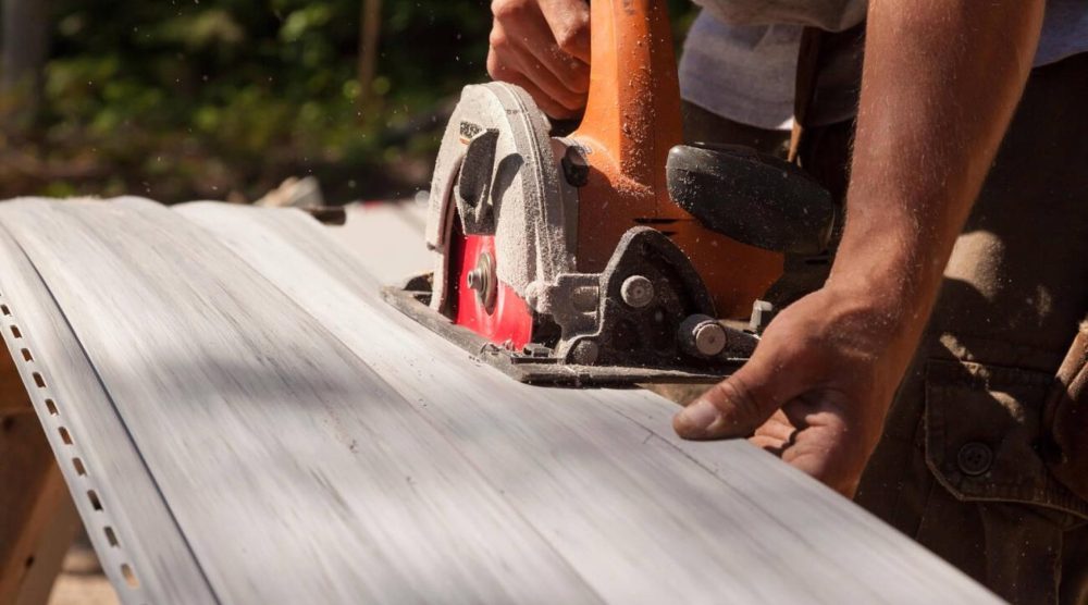 Power Saw Injuries